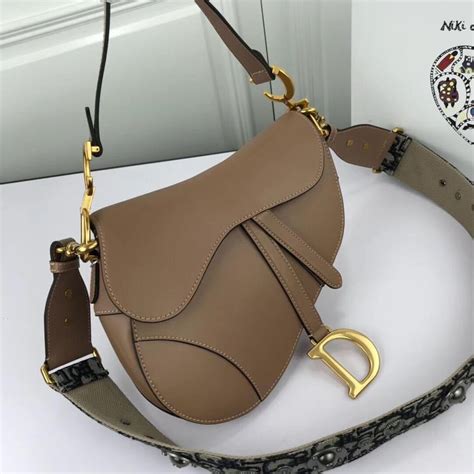 bolsas dior saddle|christian dior saddle.